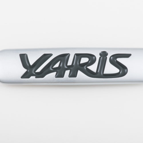 Logos, emblèmes et monogrammes en relief - YARIS EMBLEM