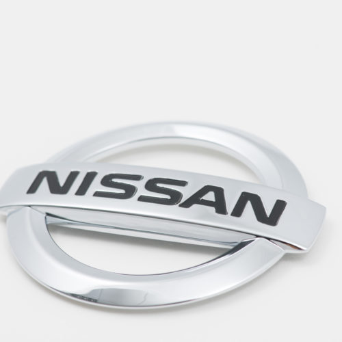 Logos, emblèmes et monogrammes en relief- BADGE NISSAN