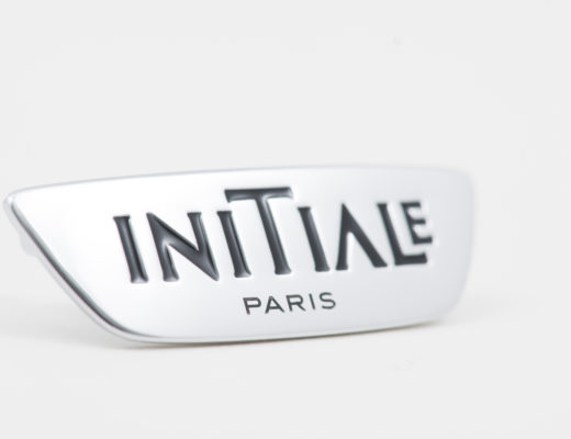  Logos, emblèmes et monogrammes en relief - LOGO VOLANT INITIALE PARIS