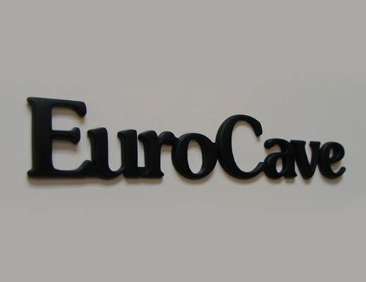  Logo par injection plastique Eurocave 